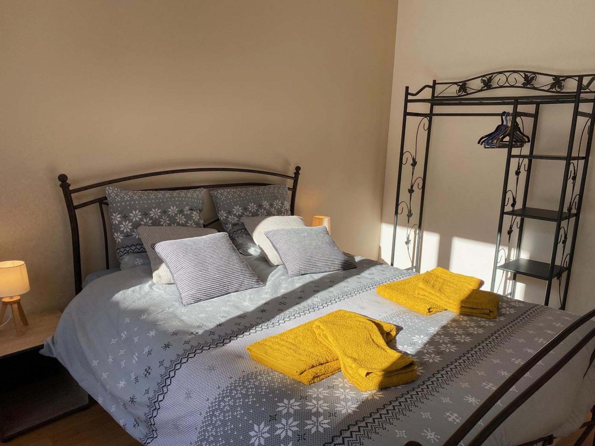 Parking Prive Gratuit, Balcon, 2 Chambres Clermont-Ferrand Zewnętrze zdjęcie